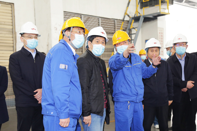 洛陽市委常委、常務(wù)副市長孫延文到萬基調(diào)研指導(dǎo)工作