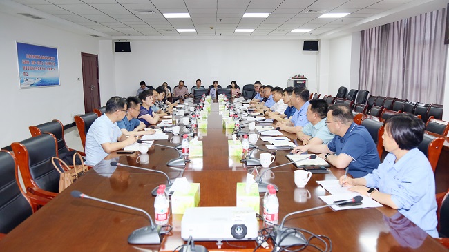 洛陽市科技局黨組書記、局長葉惠玲一行到萬基控股集團(tuán)調(diào)研